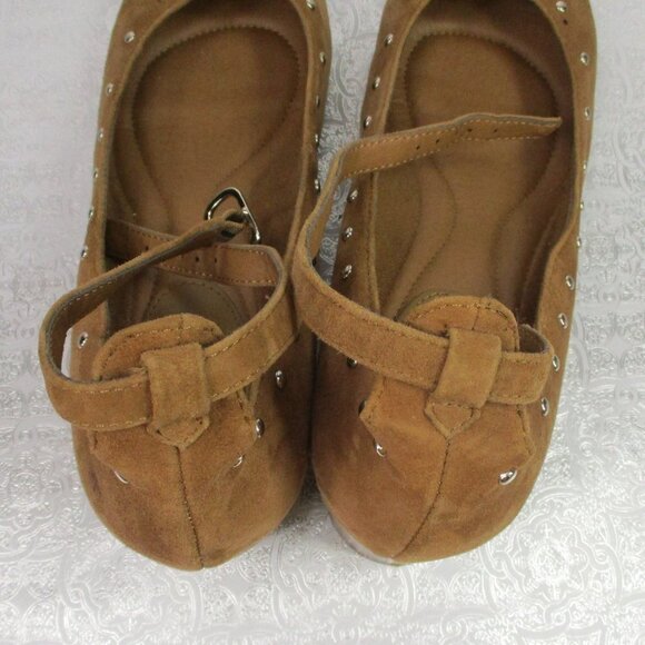 EURO SOFT Tan Block Heel Devi Pumps NWOT Size 9.5 - Picture 4 of 11